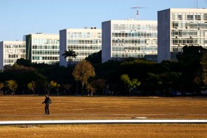 Servidores Federais na explanada dos ministérios
