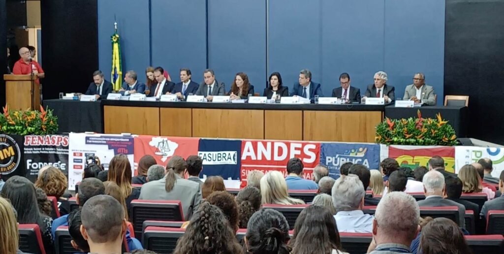 Servidores federais aumento