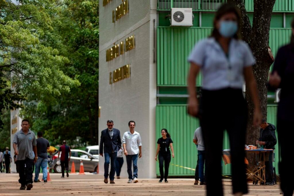 Servidores federais aumento